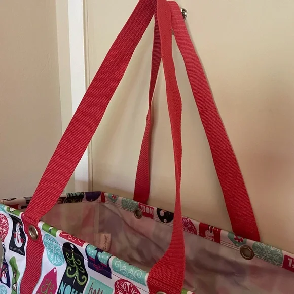 Thirty One HELLO HOLIDAY Medium Utility Tote Bag AB70 Retired Christmas EUC - Picture 3 of 7